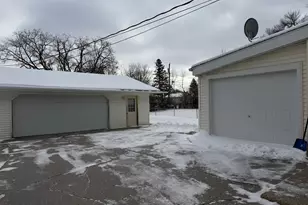 818 16th St N, Moorhead, MN 56560 - Photo 26