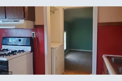 1050 Curtis Street #2, Baldwin, WI 54002 - Photo 4