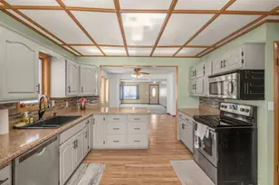 369 W Mill St, Paynesville, MN 56362 - Photo 2