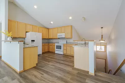 7813 Elm Grove Avenue, New Hope, MN 55428 - Photo 2