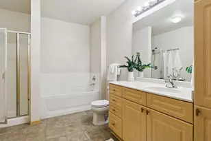 1800 Graham Ave, Saint Paul, MN 55116 - Photo 14