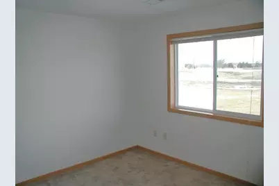 1322 214th Avenue, New Richmond, WI 54017 - Photo 6