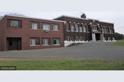 102 Bridge Avenue #4, Star Prairie, WI 54026 - Photo 2