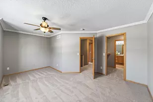 2755 Meadow Brook Dr, Woodbury, MN 55125 - Photo 16