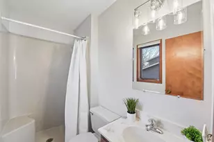 1270 Burke Ave W, Roseville, MN 55113 - Photo 12