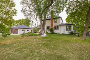 405 E Summit St, Battle Lake, MN 56515 - Photo 114