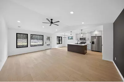 1420 Sunrise Avenue SE, Rochester, MN 55904 - Photo 10