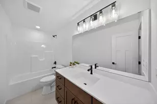 1420 Sunrise Ave SE, Rochester, MN 55904 - Photo 4