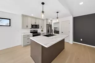 1420 Sunrise Ave SE, Rochester, MN 55904 - Photo 20