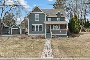 1002 5th St S, Stillwater, MN 55082 - Photo 1
