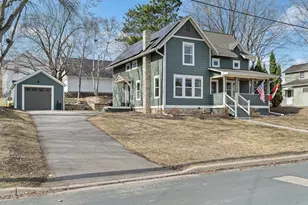 1002 5th St S, Stillwater, MN 55082 - Photo 6