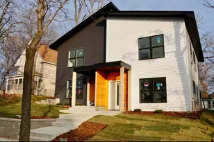 810 Atlantic St, Saint Paul, MN 55106 - Photo 2