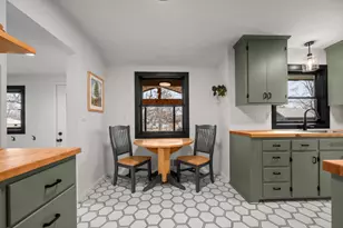 10617 Thomas Ave S, Bloomington, MN 55431 - Photo 10