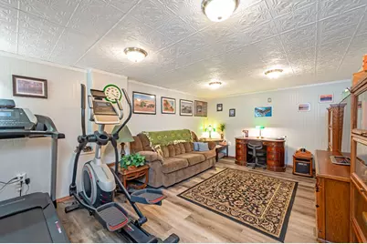 600 Plum Avenue, Windom, MN 56101 - Photo 36