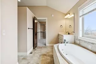 22 Leaf Wing Dr, North Oaks, MN 55127 - Photo 44