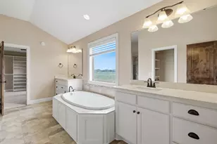 22 Leaf Wing Dr, North Oaks, MN 55127 - Photo 18