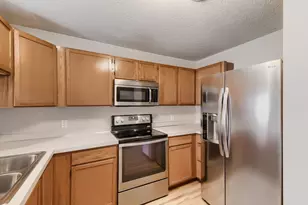 9102 Terra Verde Trail, Eden Prairie, MN 55347 - Photo 6