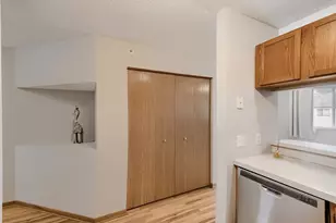 9102 Terra Verde Trail, Eden Prairie, MN 55347 - Photo 8