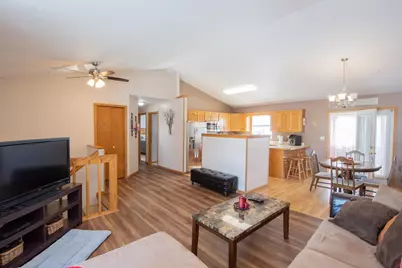 2606 33rd Avenue S, Fargo, ND 58104 - Photo 8