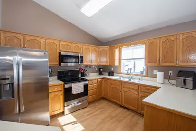 2606 33rd Avenue S, Fargo, ND 58104 - Photo 14