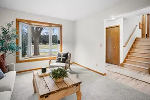 6320 Larch Ln N, Maple Grove, MN 55369 - Photo 6