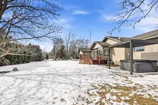 302 Park Ave SE, Pierz, MN 56364 - Photo 10