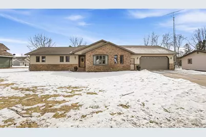 302 Park Avenue SE, Pierz, MN 56364 - Photo 2