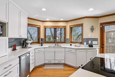 4424 Camelot Drive, Minnetonka, MN 55345 - Photo 16