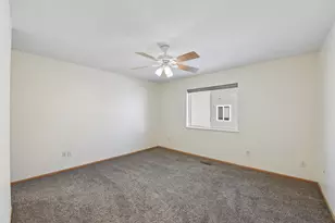 941 W Edge Pl, New Richmond, WI 54017 - Photo 10