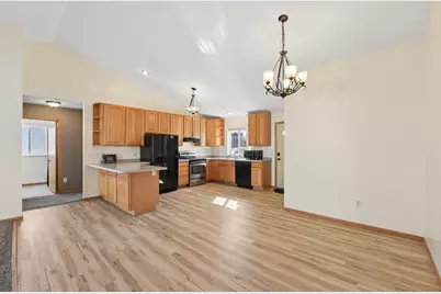 941 W Edge Place #14, New Richmond, WI 54017 - Photo 4