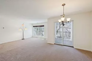 6040 Chasewood Pkwy, Hopkins, MN 55343 - Photo 6