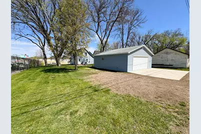 514 E Hampden Avenue, Fergus Falls, MN 56537 - Photo 30
