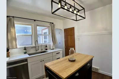 809 Broadway Avenue S, Sauk Rapids, MN 56379 - Photo 6