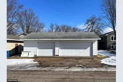 809 Broadway Avenue S, Sauk Rapids, MN 56379 - Photo 4