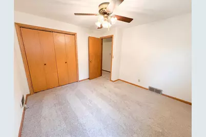 973 Bidwell Street, West Saint Paul, MN 55118 - Photo 4