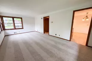 973 Bidwell St, West Saint Paul, MN 55118 - Photo 12