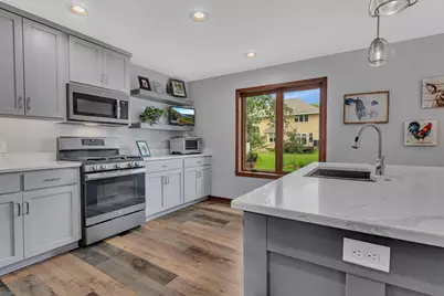 2114 Shannon Drive, Saint Cloud, MN 56301 - Photo 6