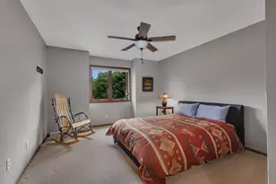 2114 Shannon Dr, Saint Cloud, MN 56301 - Photo 18