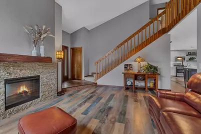 2114 Shannon Drive, Saint Cloud, MN 56301 - Photo 10