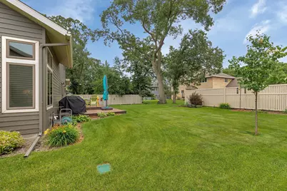 2114 Shannon Drive, Saint Cloud, MN 56301 - Photo 2