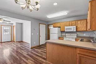 874 Gannon Dr, Shakopee, MN 55379 - Photo 12