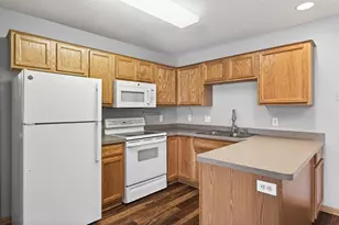 874 Gannon Dr, Shakopee, MN 55379 - Photo 14