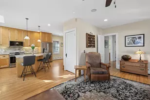 1676 Berkeley Ave, Saint Paul, MN 55105 - Photo 14