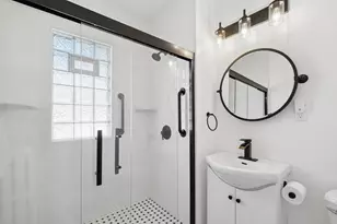 1676 Berkeley Ave, Saint Paul, MN 55105 - Photo 16