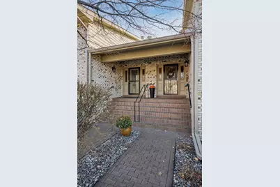 15135 38th Avenue N, Plymouth, MN 55446 - Photo 4