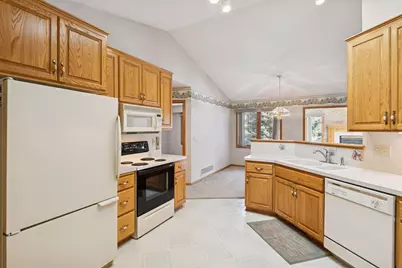 8520 Inverness Lane N, Brooklyn Park, MN 55443 - Photo 20