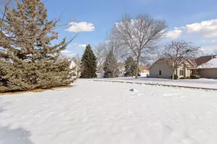 8520 Inverness Ln N, Brooklyn Park, MN 55443 - Photo 36