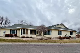 623 Hudson Dr, Paynesville, MN 56362 - Photo 1