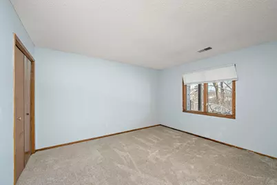 2048 Kings Road, Eagan, MN 55122 - Photo 18