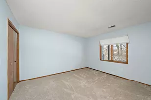 2048 Kings Rd, Eagan, MN 55122 - Photo 18